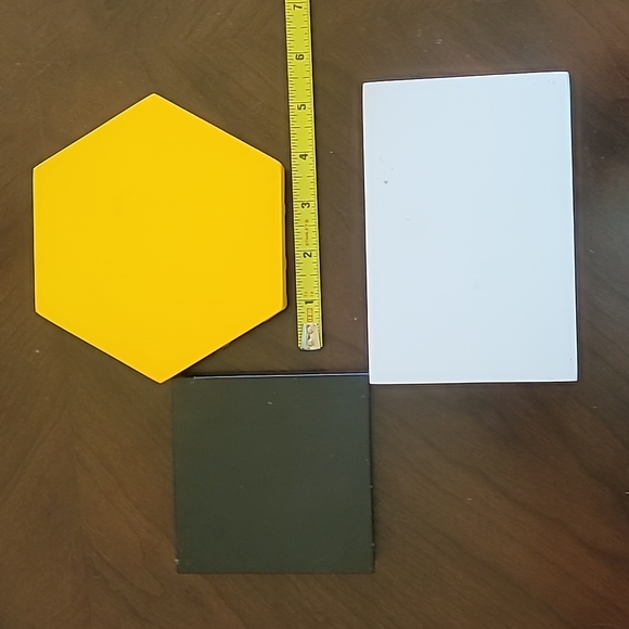 Set of 3 small Bee Wooden Signs - Picture 5 of 11